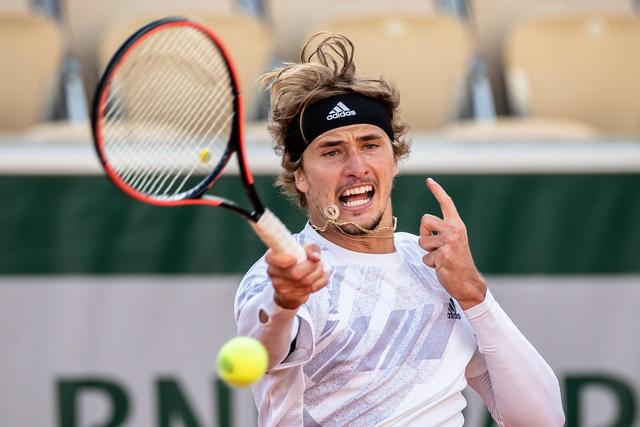 以其卓越的 以其卓越的