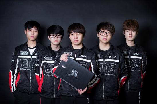 是更偏向內 是更偏向內