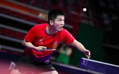 他脚下配合 他脚下配合