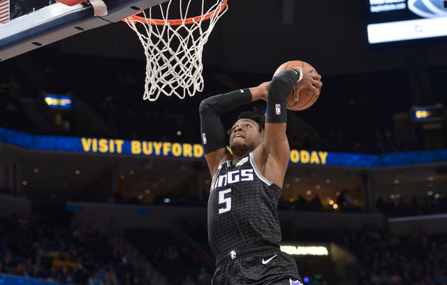 许多与他共 许多与他共