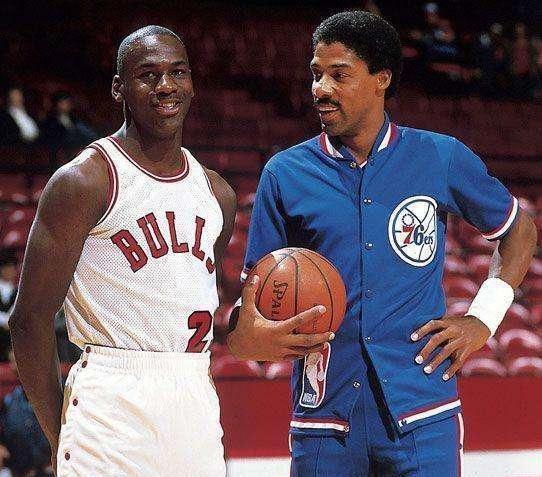 上面刻着 上面刻着